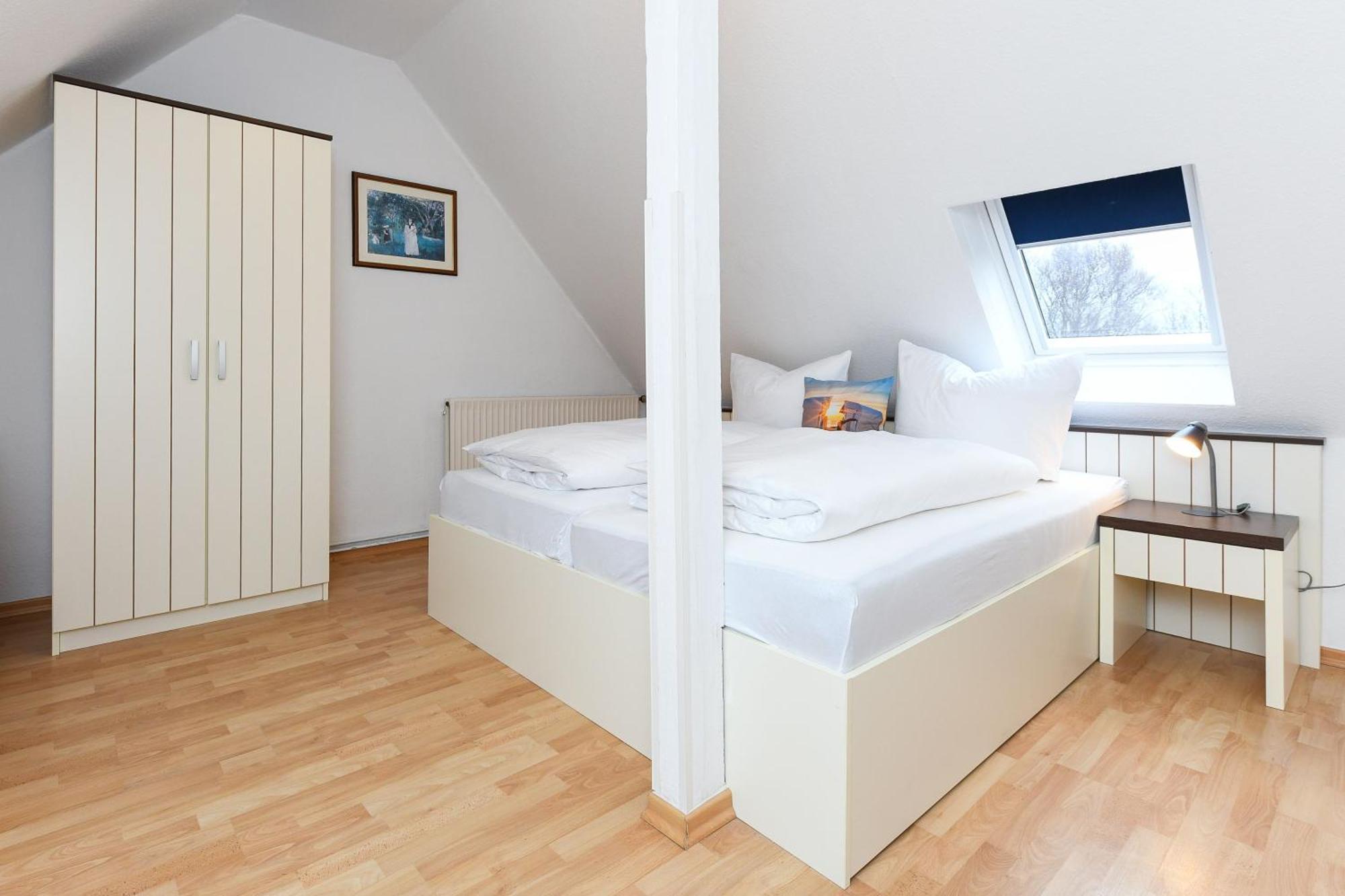 Ferienwohnungen Im Haus Strandkorb ベンサージール エクステリア 写真